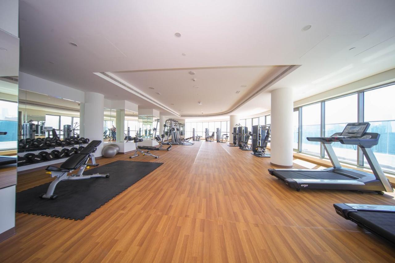Elegant 2Br View With Rooftop Pool The Bay Dubái Exterior foto