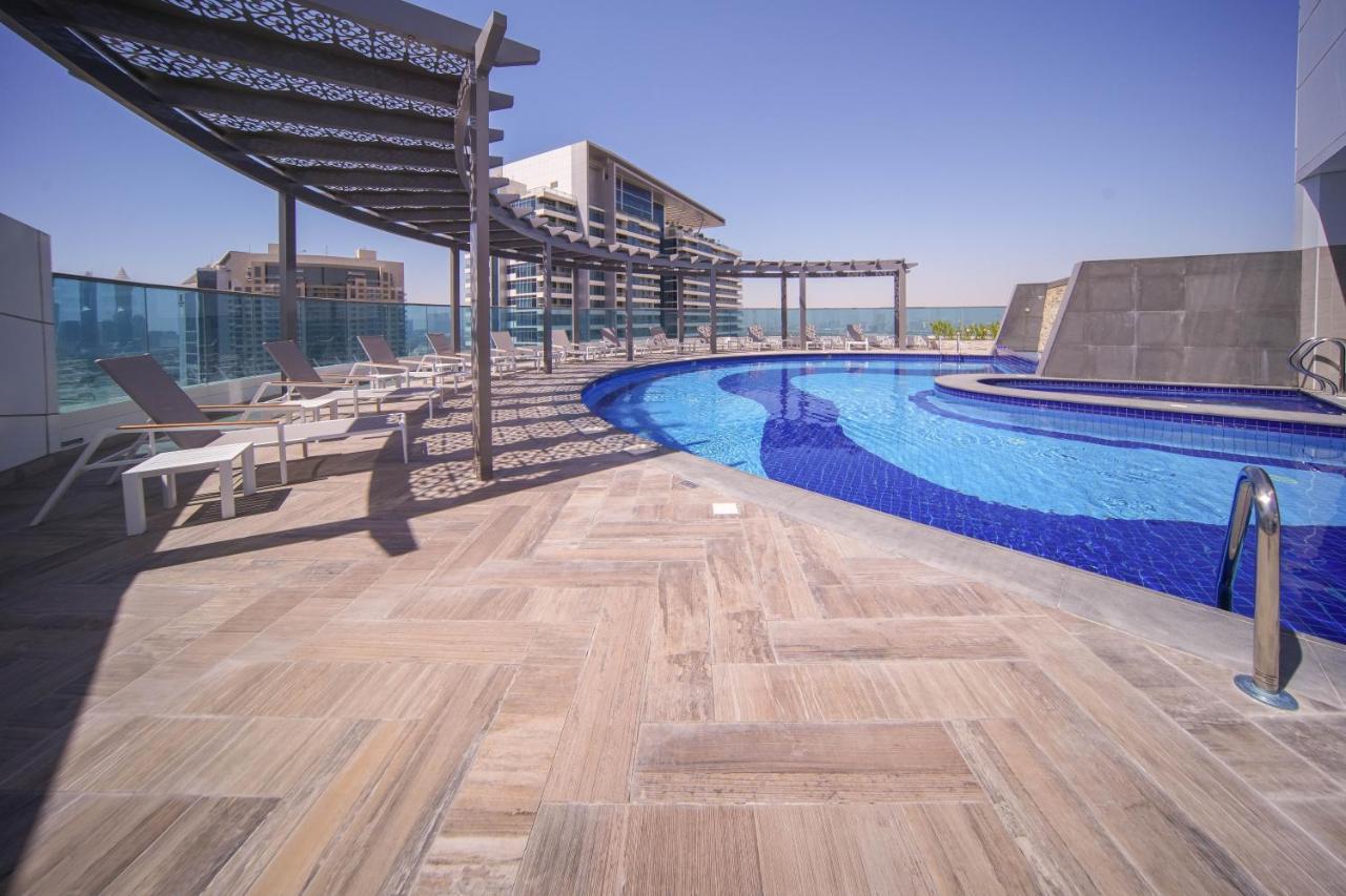 Elegant 2Br View With Rooftop Pool The Bay Dubái Exterior foto